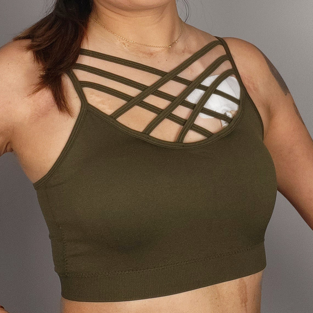 Seamless bralette with criss-cross back